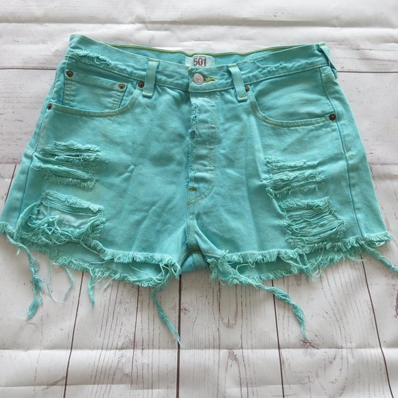 Levi's 501 Button Fly Distressed 100% Cotton Green Denim Jean Short - Size 33 - Picture 3 of 5
